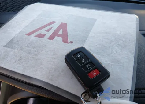 2018 Toyota Highlander Xle из США, поврежденный, VIN 5TDKZRFH1JS274063